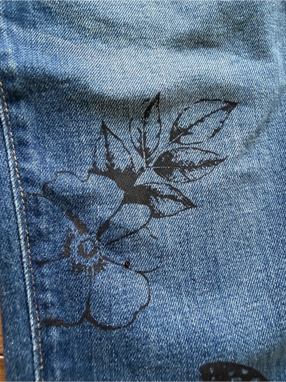 Alice & Olivia Straight Leg Jeans - altered - Picture 4 of 13